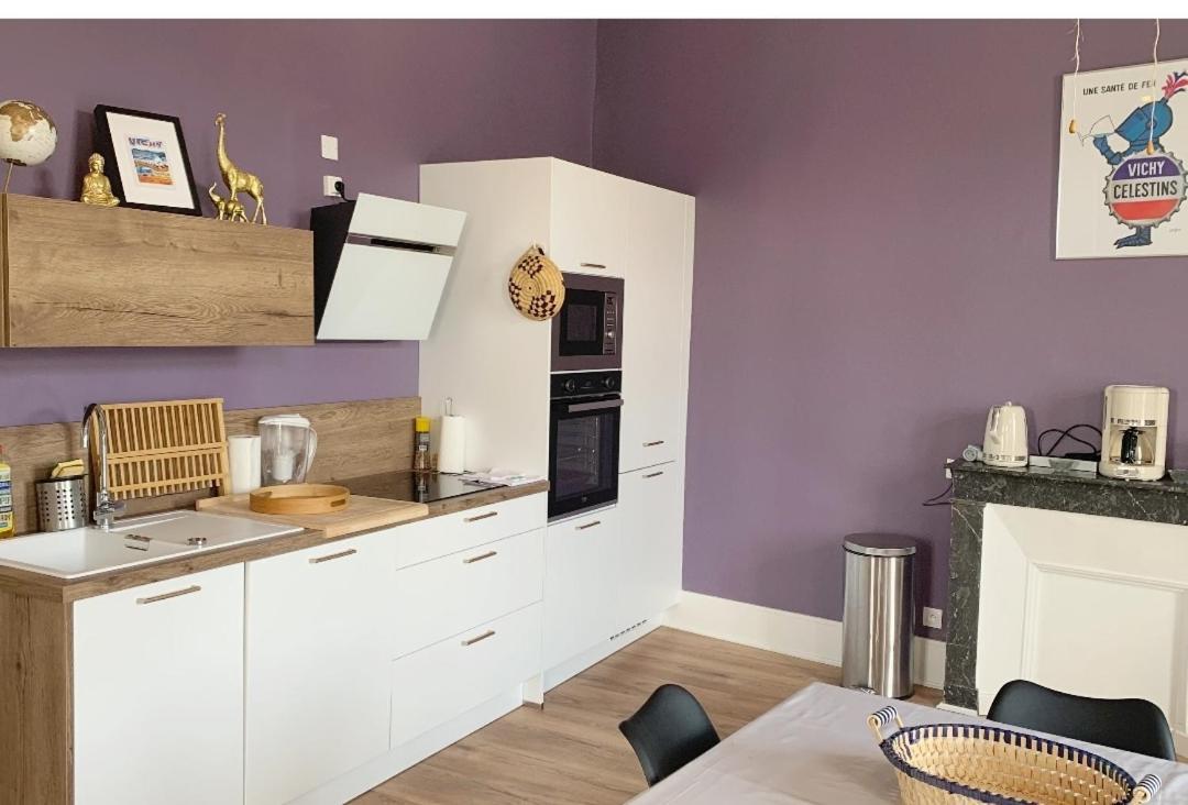 Residence Gambetta - Chambres Dans Appartement Design Grand Confort Le 481 Vichy Bagian luar foto